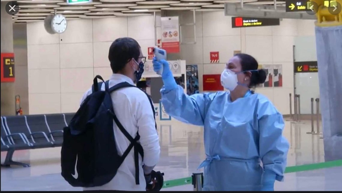 Viajeros sin PCR podrán hacerse test antígenos a la llegada pero con sanción