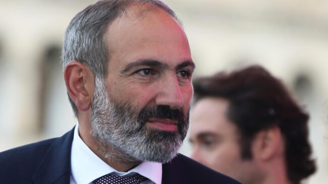 El primer ministro armenio rechaza la formación de un Gobierno de unidad nacional