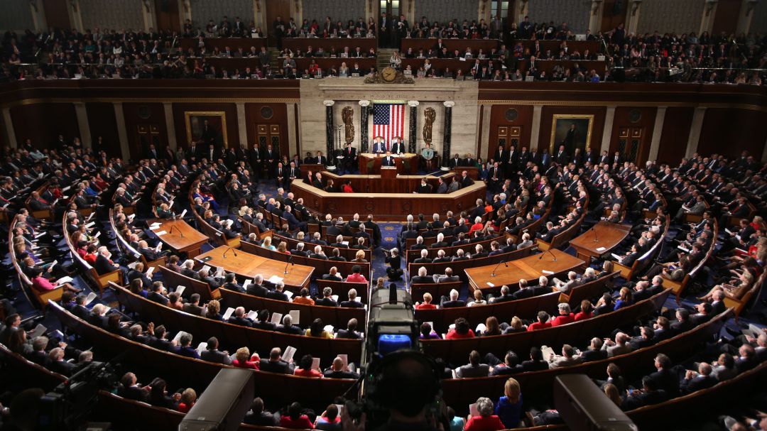 Los republicanos salvan el Senado y ven reducida su desventaja en la Cámara Baja