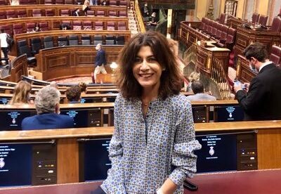 Una diputada del PSOE califica de “maravillosas personas” a los diputados de Bildu