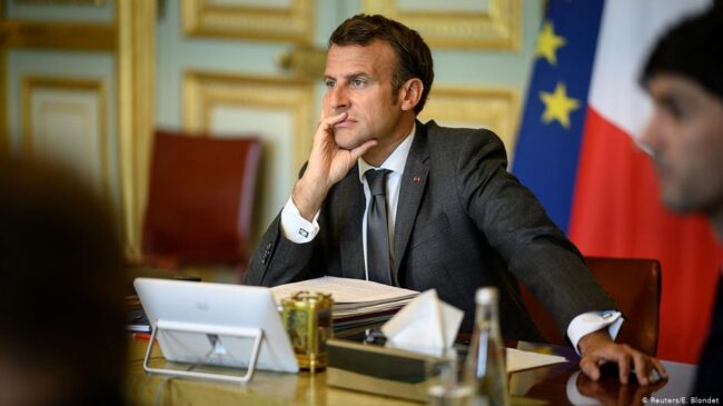 Macron promete elevar la inversión en defensa frente a "una guerra de alta intensidad"