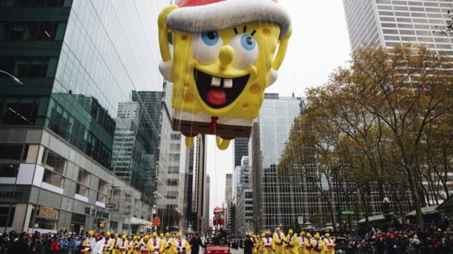 Un atípico desfile de Acción de Gracias recorre Nueva York pese a la pandemia