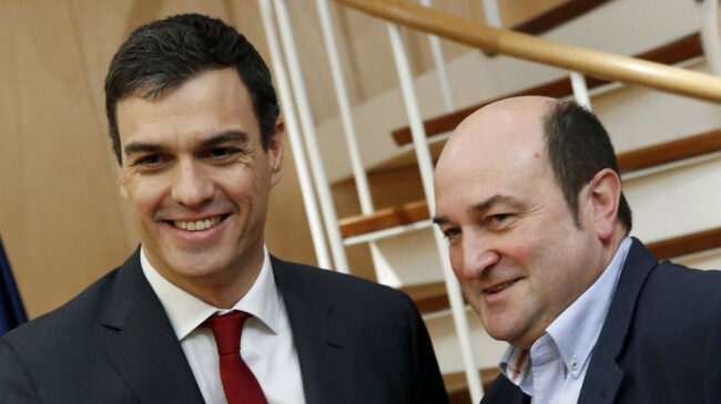 El PNV aconseja a Sánchez "dar un puñetazo en la mesa del Consejo de Ministros"
