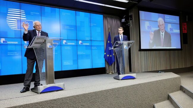 Ministros de Exteriores de la UE buscan relanzar la relación con Washington