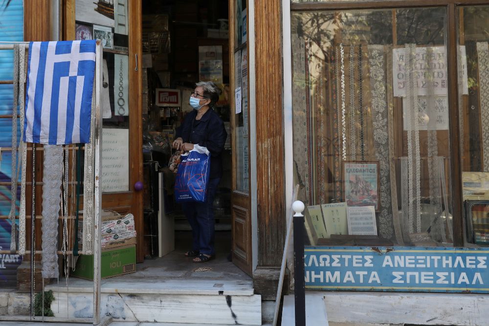 Grecia impone un confinamiento desde el sábado para frenar la segunda ola de coronavirus