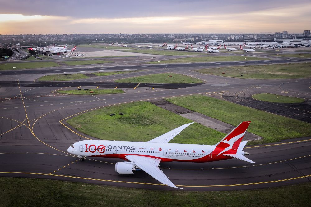 La aerolínea Qantas pedirá a sus pasajeros que se vacunen contra el coronavirus
