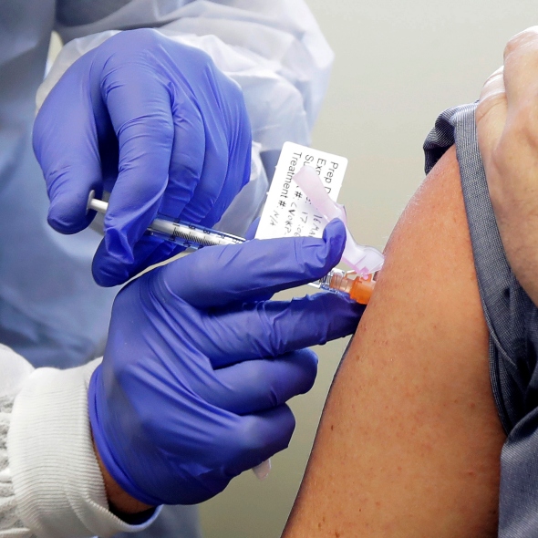 Moderna contra Pfizer: dos vacunas similares en cuyas diferencias puede estar la clave del éxito 1