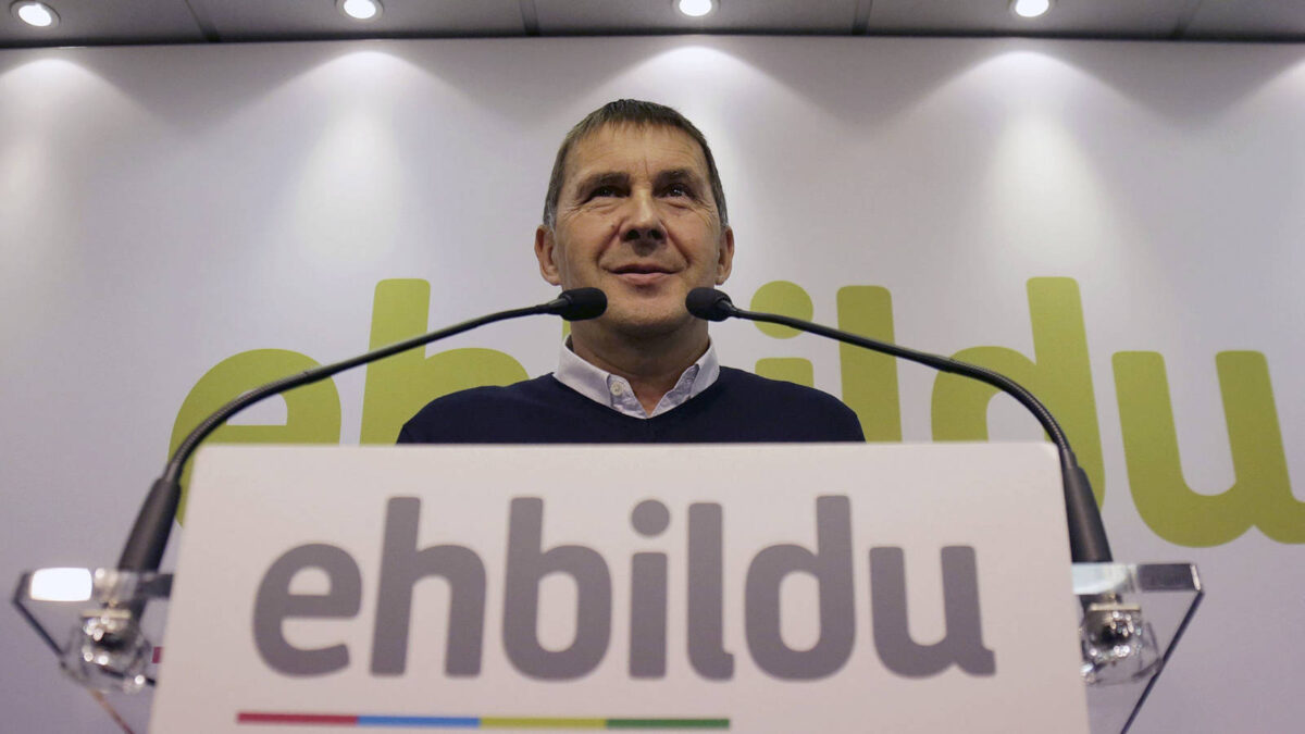 Otegi afirma que el sí de Bildu a los Presupuestos es parte del «proceso» para «alcanzar la república vasca»