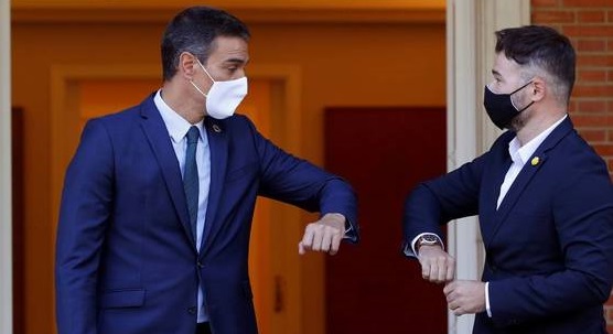 El PSOE y ERC aprueban que el castellano ya no sea lengua oficial del Estado a través de la Ley Celaá