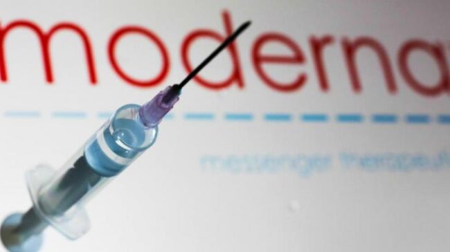 Moderna espera tener una vacuna conjunta contra la gripe y la covid en 2023 que evite múltiples pinchazos