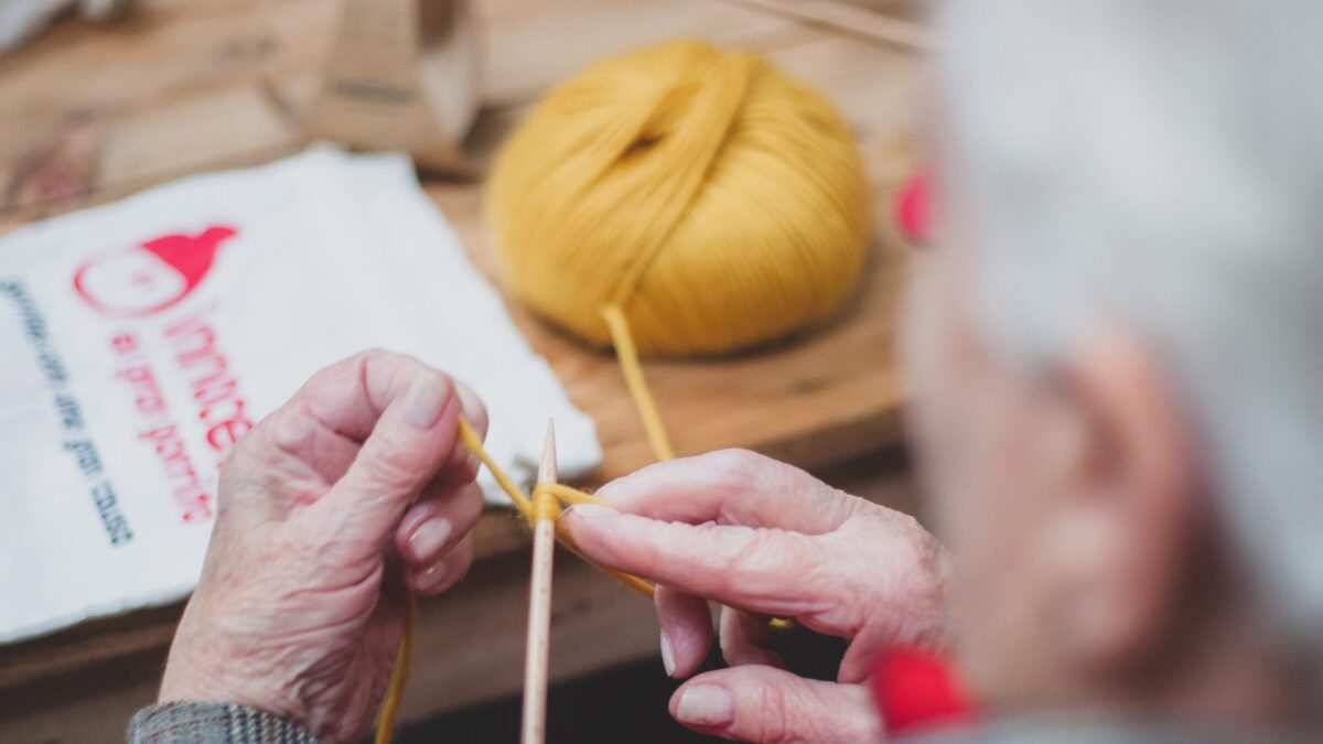 ‘El gran gorrito’, la campaña que trae de vuelta la ilusión a los ancianos tras el coronavirus