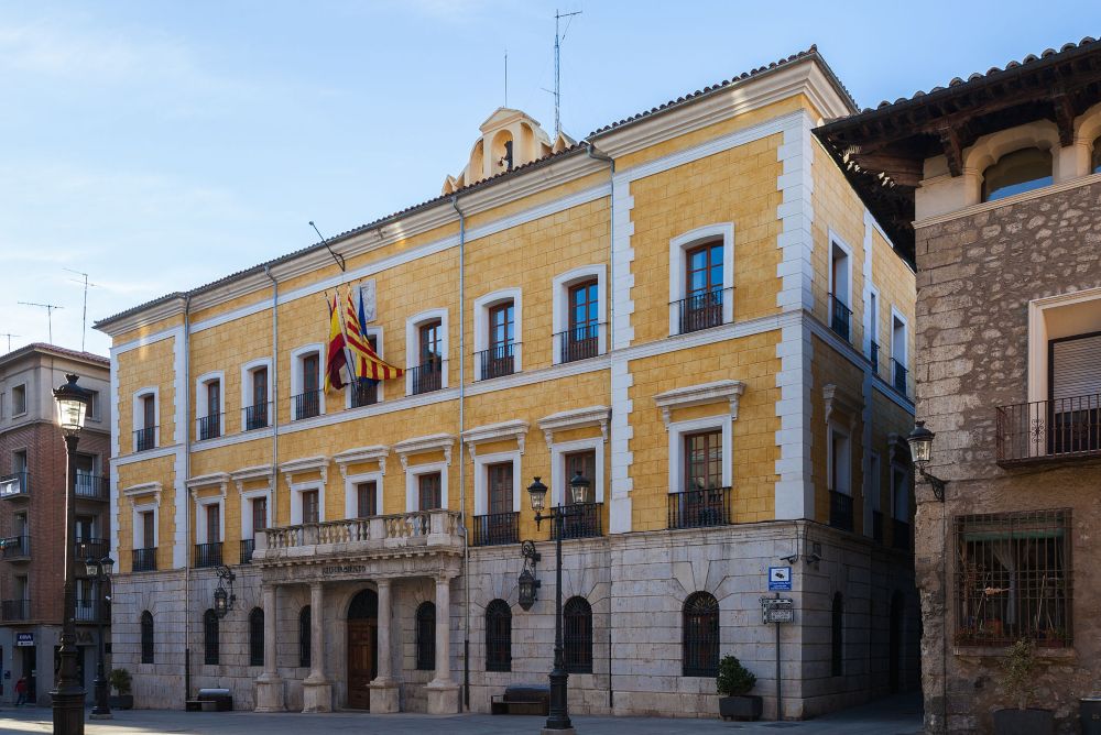 Cuatro menores detenidos por una supuesta violación múltiple a otra menor en Teruel