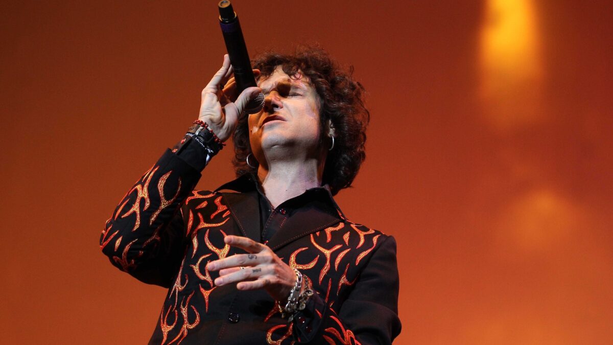 Enrique Bunbury: de caminos, sonidos y levitaciones