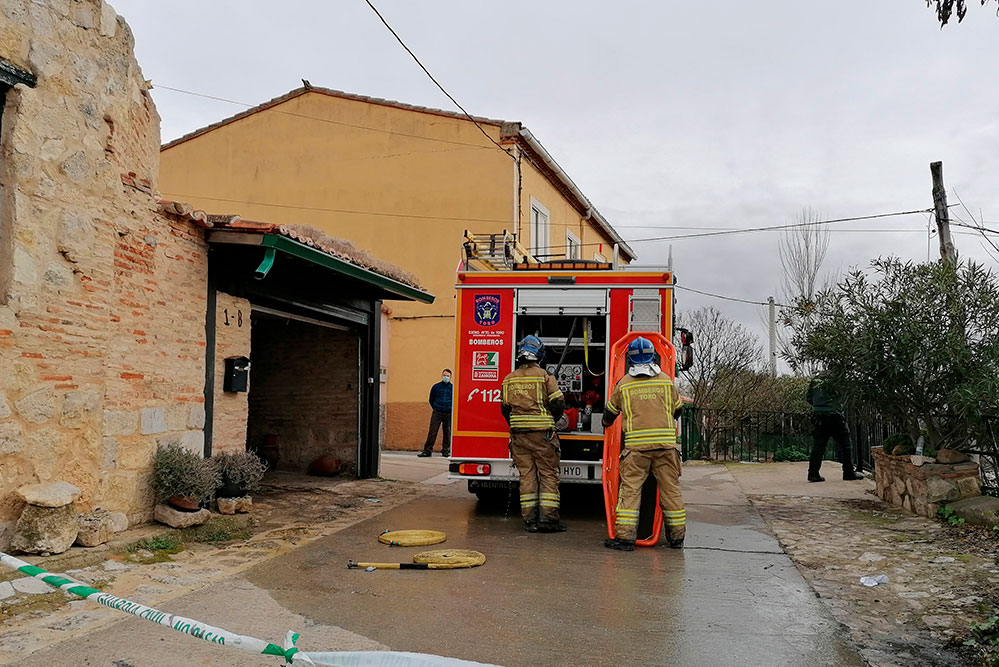 Muere un matrimonio de jubilados al incendiarse su casa en Zamora