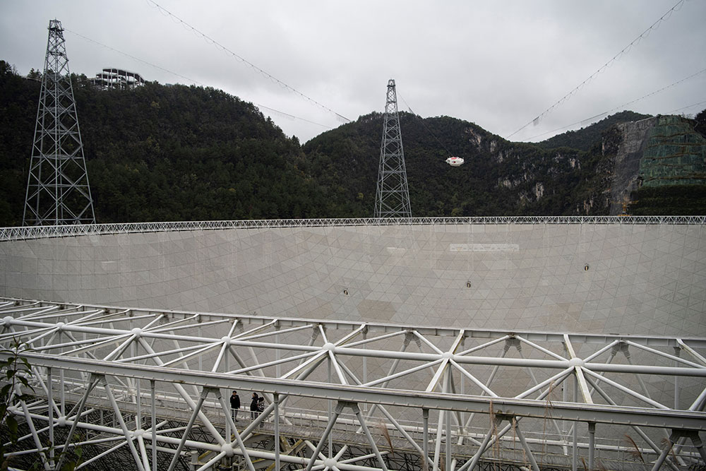 China inaugurará en enero el mayor radiotelescopio del mundo