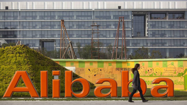 China anuncia una investigación a Alibaba por prácticas monopolísticas