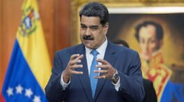 El chavismo afianza su poder, pero pierde legitimidad