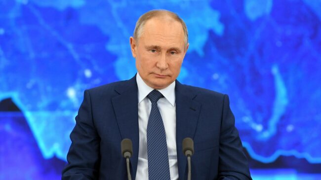 Putin advierte del riesgo de que los gigantes tecnológicos "reemplacen las instituciones democráticas"