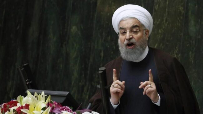 Irán urge a EE.UU. a detener su "terrorismo económico" si quiere dar opción al diálogo