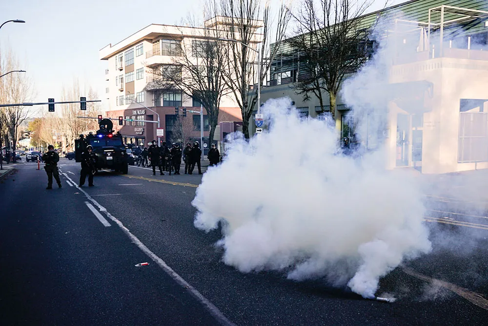 Cuatro apuñalados y un herido de bala tras unas manifestaciones pro-Trump