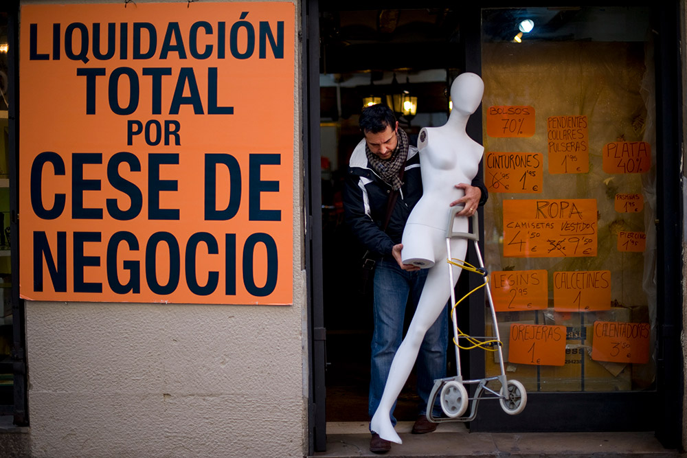 El empleo sube en 31.638 personas en noviembre pero sube el paro