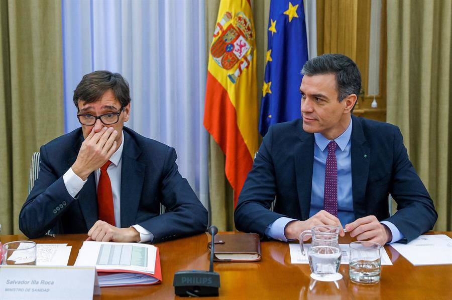 España se desliga de la Comunidad Internacional y sólo reforzará el control de PCR a viajeros procedentes de Reino Unido