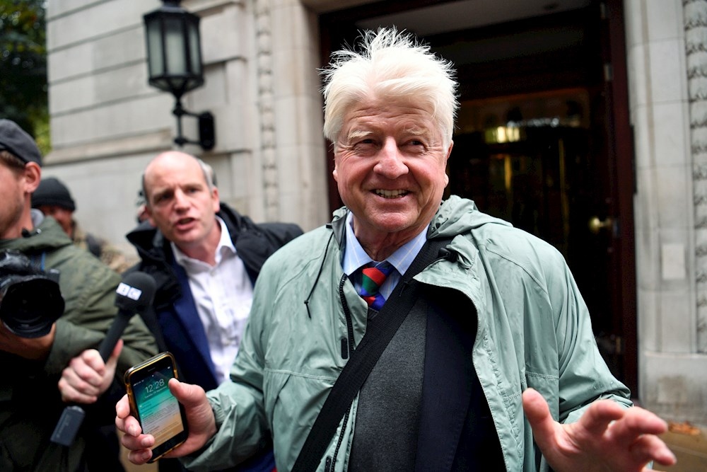 El padre de Boris Johnson pide la nacionalidad francesa