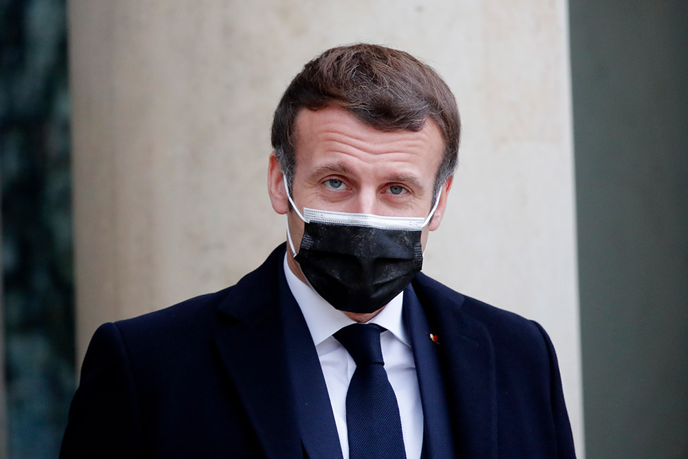 Emmanuel Macron da positivo por coronavirus