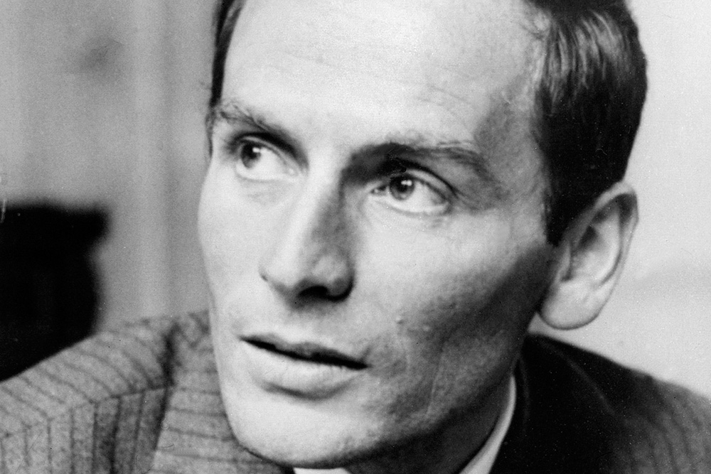Fallece a los 98 años el diseñador y pionero del 'prêt-à-porter' Pierre Cardin