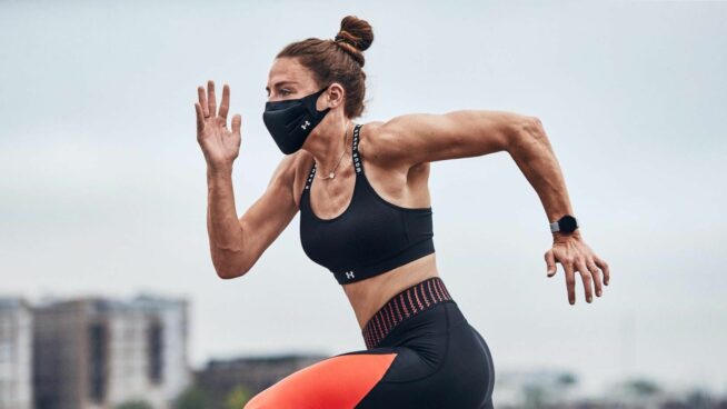 La OMS desmiente a los 'fact checkers' sobre el uso de la mascarilla al hacer deporte