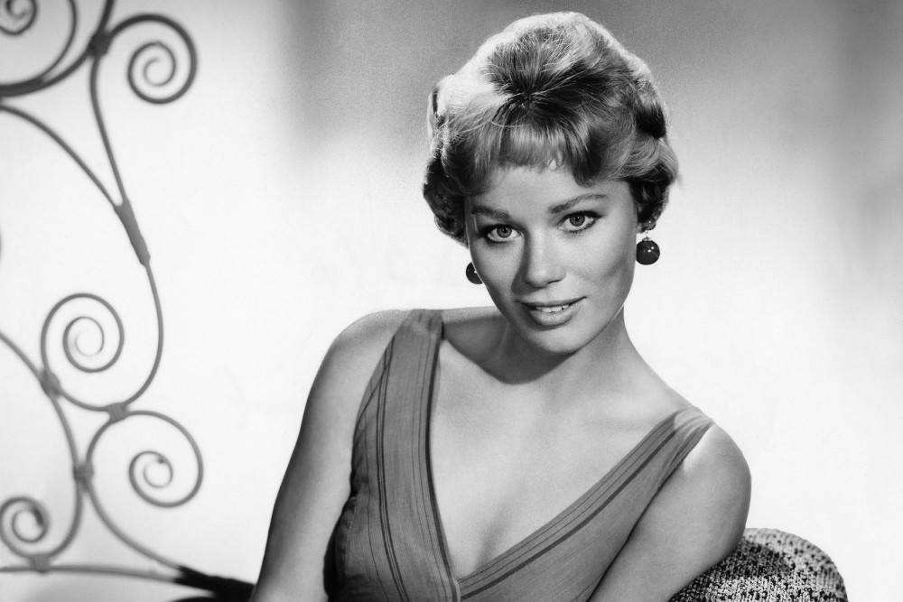 Muere la actriz Abby Dalton, Julia Cumson en 'Falcon Crest'