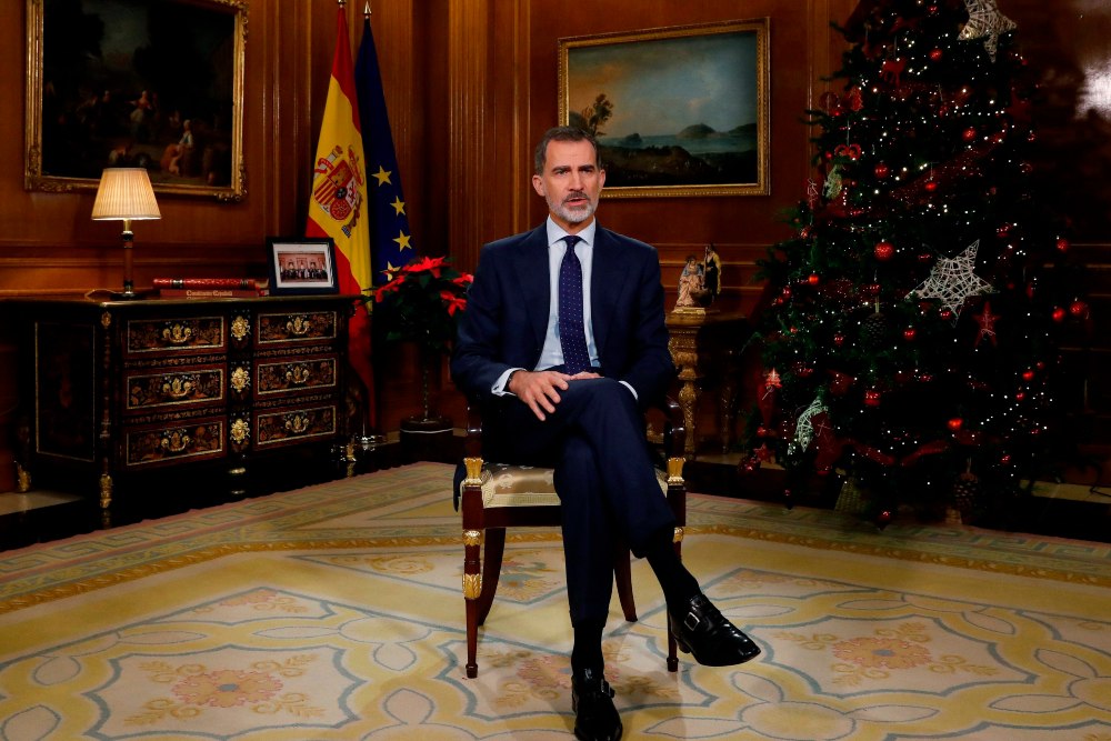 Felipe VI centra su discurso en la pandemia: «Ni el virus ni la crisis nos van a doblegar»