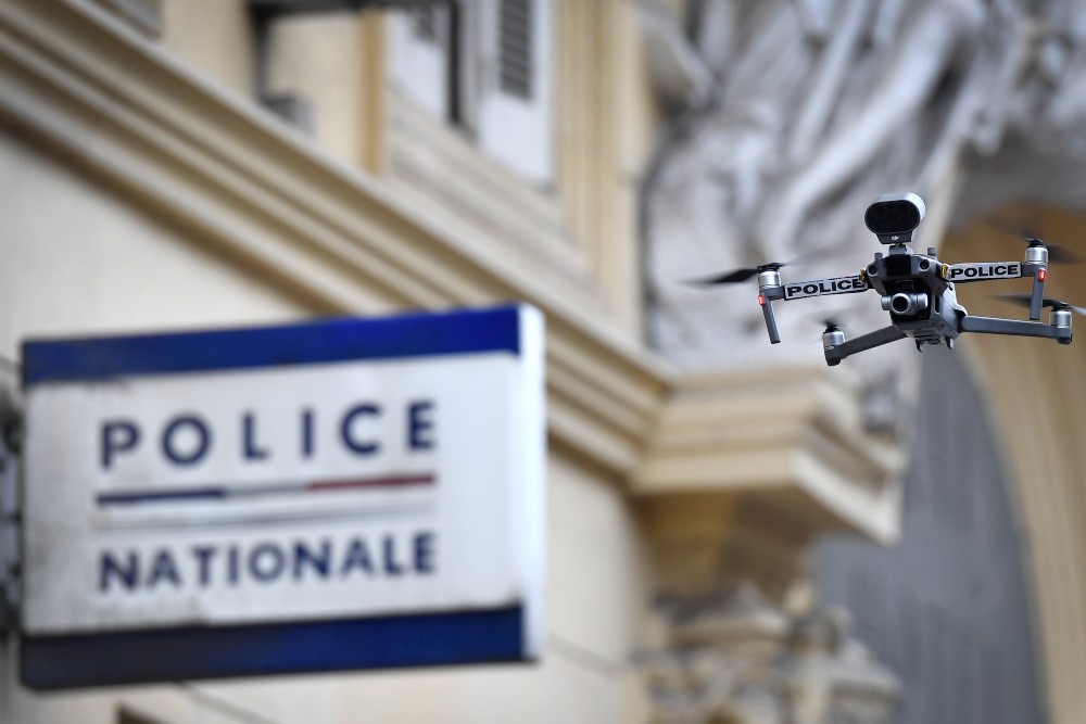 Tres policías muertos al intervenir en un presunto caso de violencia machista en Francia