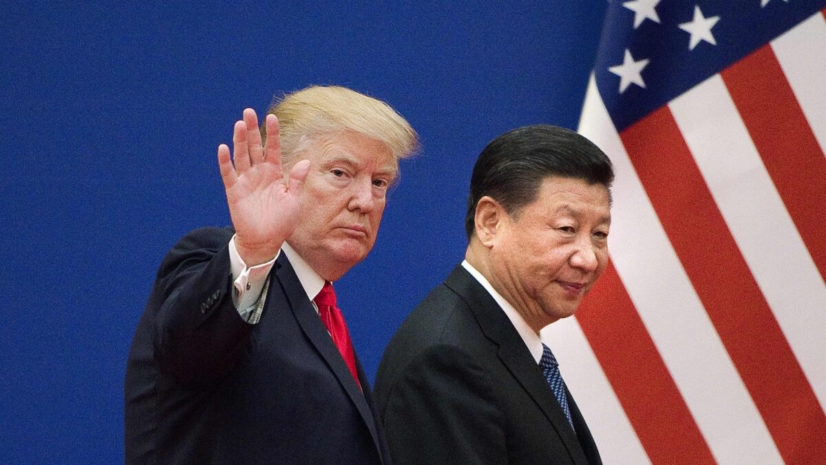Trump amenaza con vetar el presupuesto militar aprobado por el Congreso al considerar que beneficia a China