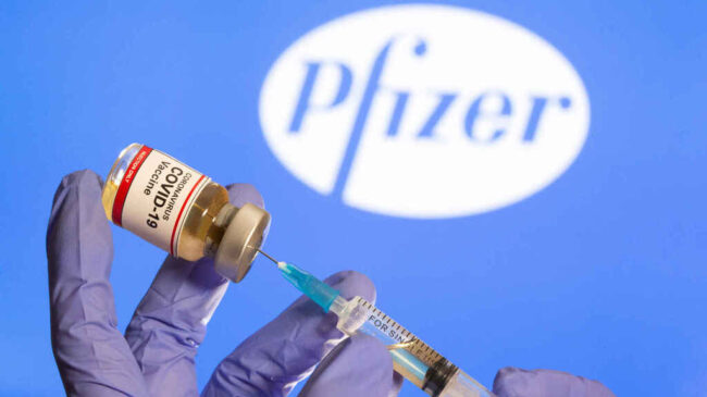 La EMA desaconseja retrasar la segunda dosis de la vacuna de Pfizer más de 42 días