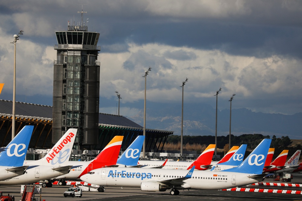 España prorroga hasta el dos de febrero la limitación de vuelos del Reino Unido