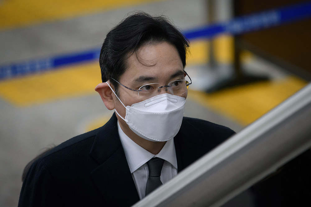 El heredero de Samsung evita recurrir su condena de cárcel