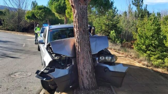 Dimite el cargo de Podemos que estrelló su BMW contra un árbol: "Soy una víctima del fascismo"