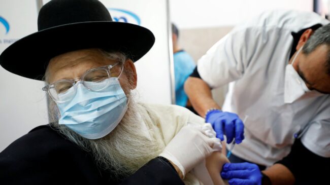 Lo que la campaña de inmunización en Israel nos enseña sobre la vacuna