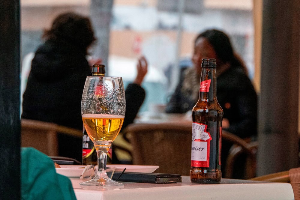 Baleares prohíbe las reuniones de no convivientes en Mallorca e Ibiza