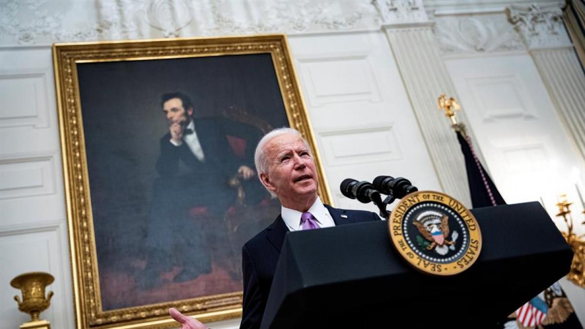 Biden lanza una estrategia «de guerra» para contener la pandemia en EE.UU.