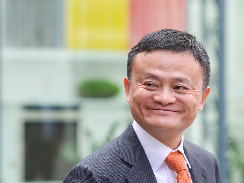 El fundador de Alibaba continúa en paradero desconocido mientras China aumenta el control sobre sus empresas
