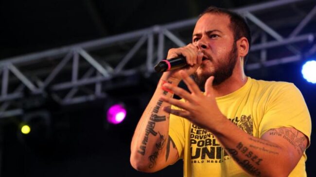 Ordenan el ingreso en prisión del rapero Pablo Hasél por enaltecer el terrorismo