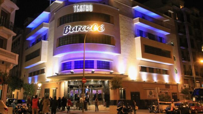 El Teatro Barceló de Madrid cierra tras la fiesta con aglomeraciones en medio de la tercera ola