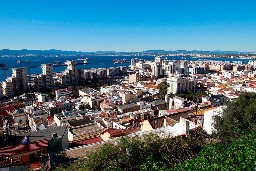 Gibraltar declara el confinamiento general de su población