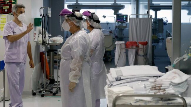 Las ucis y los hospitales comparten ocupación en una nueva jornada de descenso de la incidencia