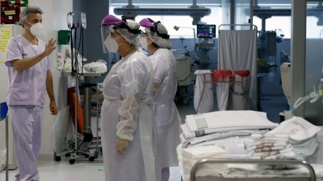 La Comunidad Valenciana recurre a los hosteleros por el colapso de los hospitales