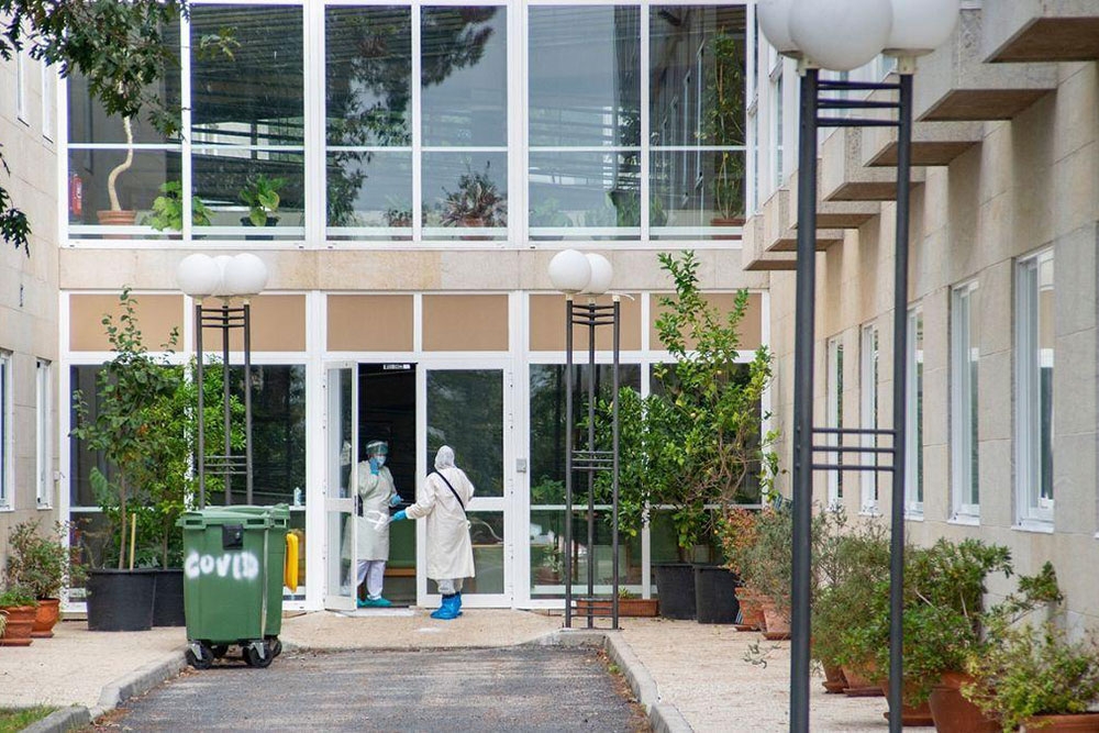 La anciana que ‘resucitó’ en Galicia vuelve a su residencia tras 10 días ‘muerta’