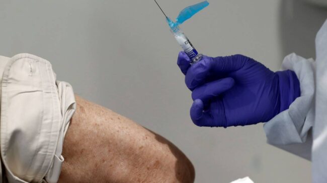 1.243.783 inmunizados en los dos primeros meses de la vacunación contra el COVID en España