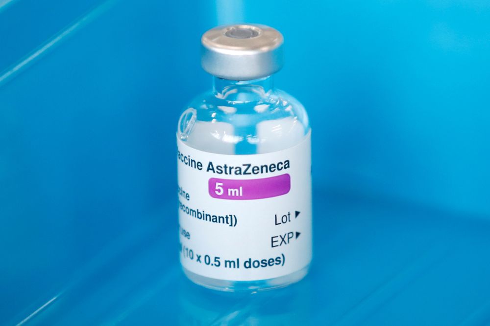 Un estudio revela que la vacuna de AstraZeneca es menos efectiva contra la cepa sudafricana